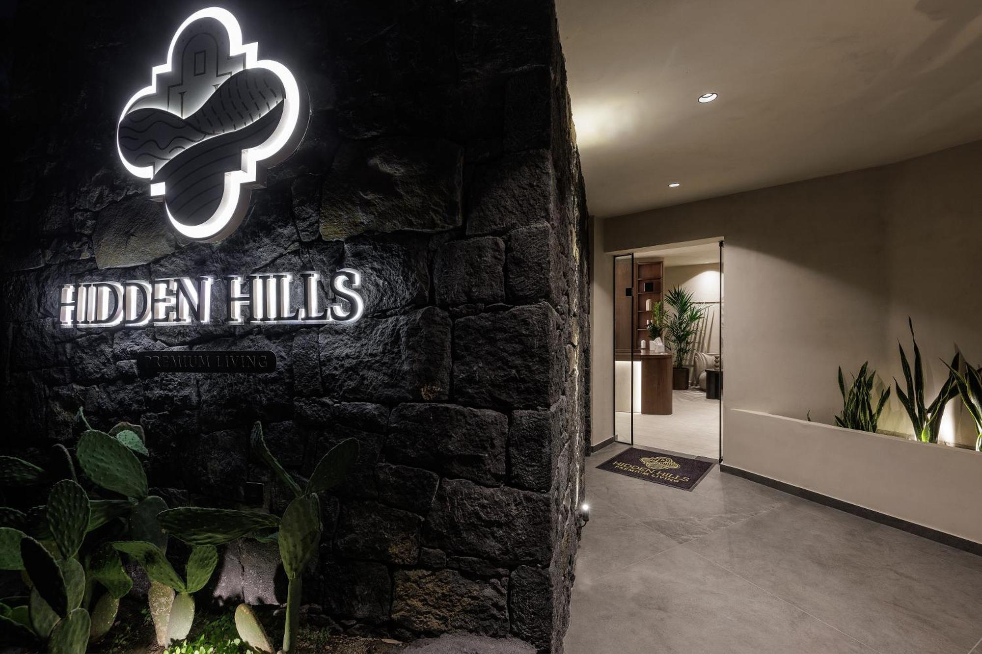 ホテル Hidden Hills メッサリア エクステリア 写真